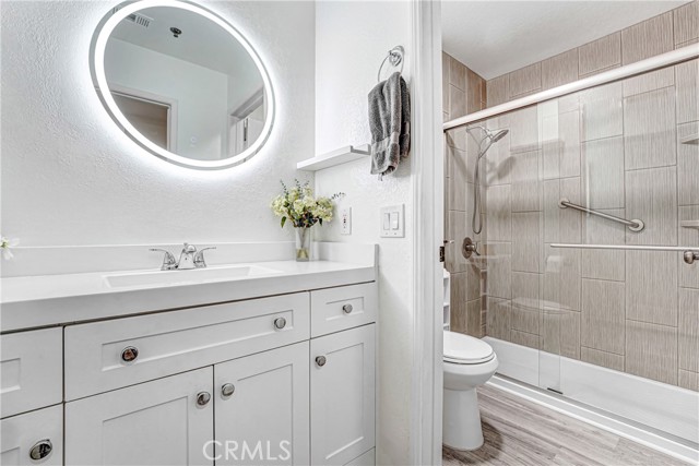 Detail Gallery Image 11 of 17 For 5728 Oak Bend Ln #310,  Oak Park,  CA 91377 - 1 Beds | 1 Baths