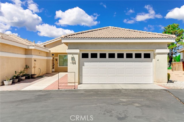 11096 Sandy Lane, Apple Valley CA: https://media.crmls.org/medias/0580fddb-bace-4278-a2c7-69ef1e54428c.jpg