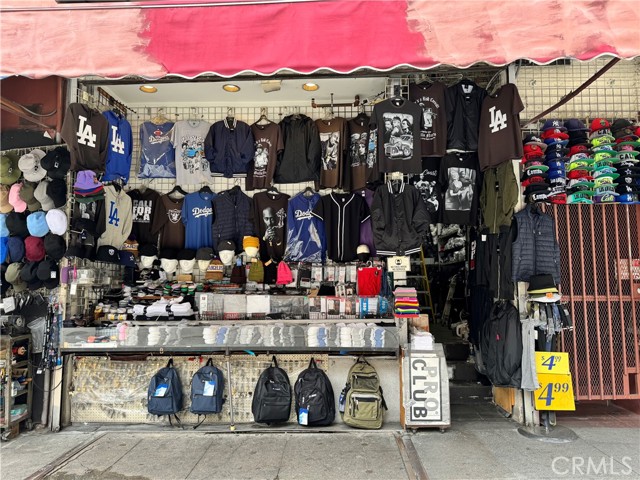  Commercial for Sale in Los Angeles, California