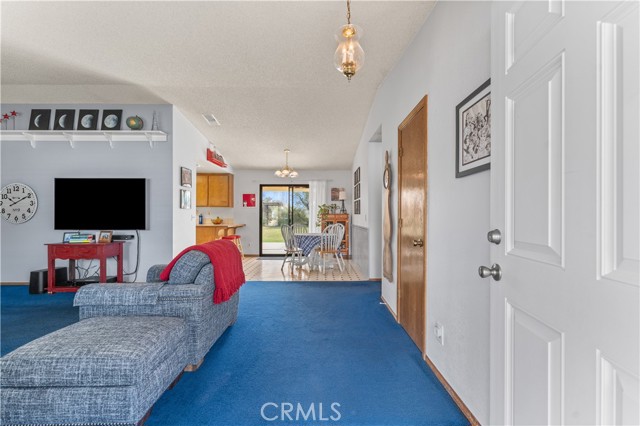 Detail Gallery Image 5 of 42 For 41038 171st, Lancaster,  CA 93535 - 3 Beds | 2 Baths