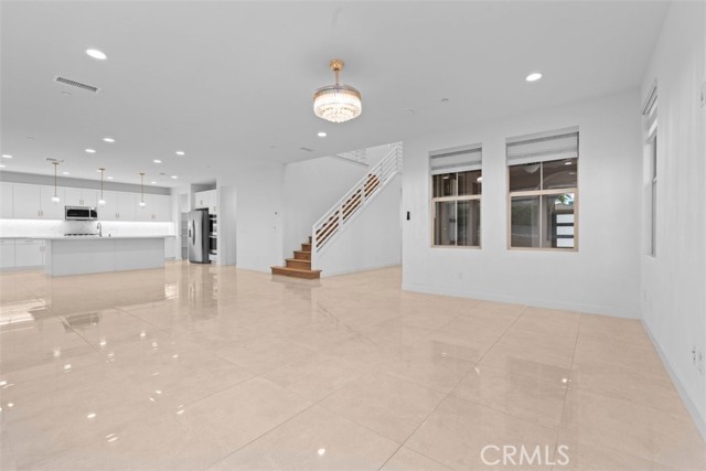 Detail Gallery Image 14 of 45 For 35963 Bertain Dr, Palm Desert,  CA 92211 - 4 Beds | 3/1 Baths