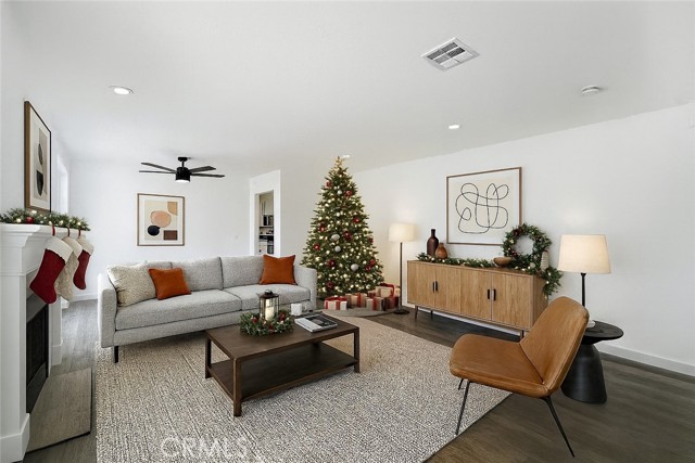 1233 Oakhurst Drive, San Bernardino CA: https://media.crmls.org/medias/0581f807-f4d5-4828-9ec7-c01931102f82.jpg