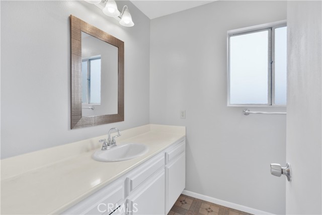Detail Gallery Image 14 of 18 For 1738 Lynne Dr #34,  Santa Maria,  CA 93454 - 2 Beds | 1/1 Baths