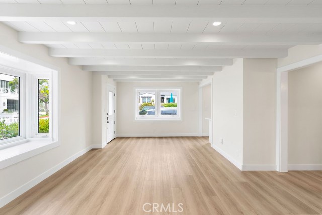 Detail Gallery Image 4 of 17 For 438 Acacia Ave, Corona Del Mar,  CA 92625 - 2 Beds | 1 Baths