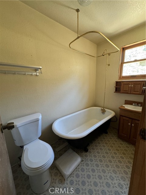 Detail Gallery Image 26 of 37 For 98832 Sierra Meadows Rd, –,  CA 93527 - 3 Beds | 1 Baths