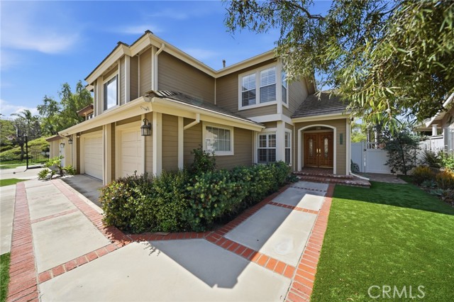 17350 Summer Oak Pl, Yorba Linda CA: https://media.crmls.org/medias/05838b52-fbb9-46ac-b4a2-e26234ac3bc8.jpg