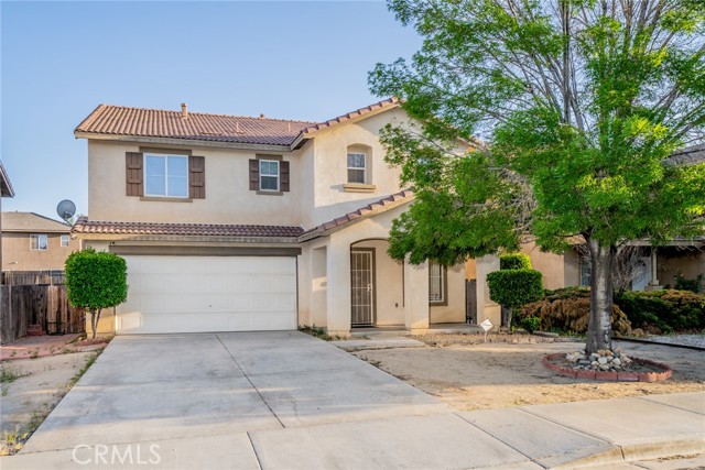 Detail Gallery Image 4 of 59 For 14051 Mare Ln, Victorville,  CA 92394 - 3 Beds | 2/1 Baths