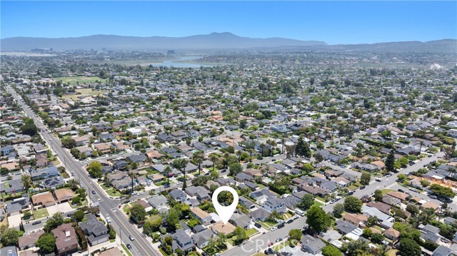 308 Flower Street, Costa Mesa CA: https://media.crmls.org/medias/05845c3a-f369-4f3c-af17-76e3c47fae03.jpg
