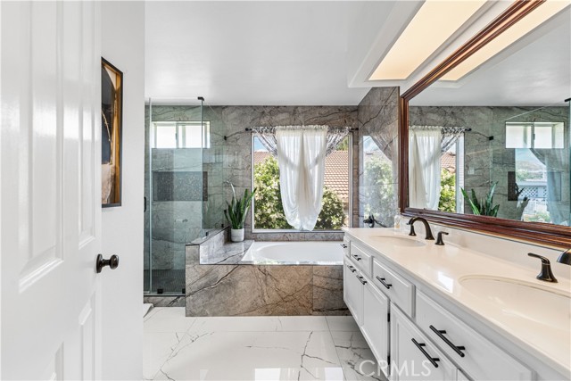 Detail Gallery Image 25 of 44 For 28314 Easton Ln, Saugus,  CA 91350 - 6 Beds | 3 Baths