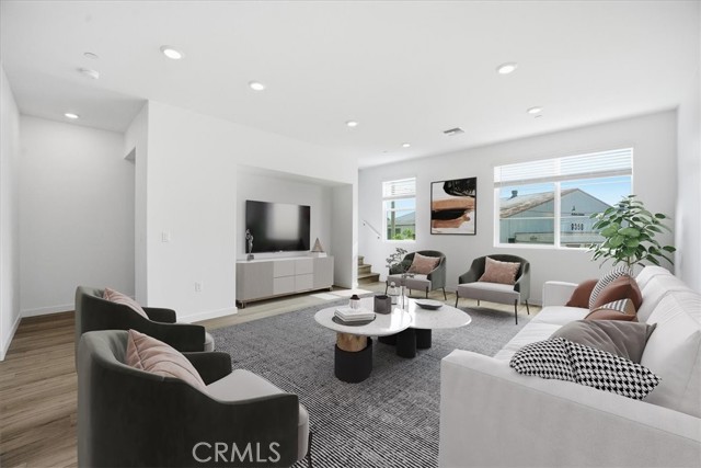 Detail Gallery Image 6 of 37 For 9331 via Azul, Pico Rivera,  CA 90660 - 3 Beds | 2/1 Baths