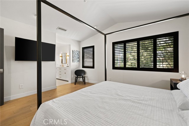 134 Monte Vista Avenue, Costa Mesa CA: https://media.crmls.org/medias/0585e867-5187-4fdb-96bf-cc4383853965.jpg