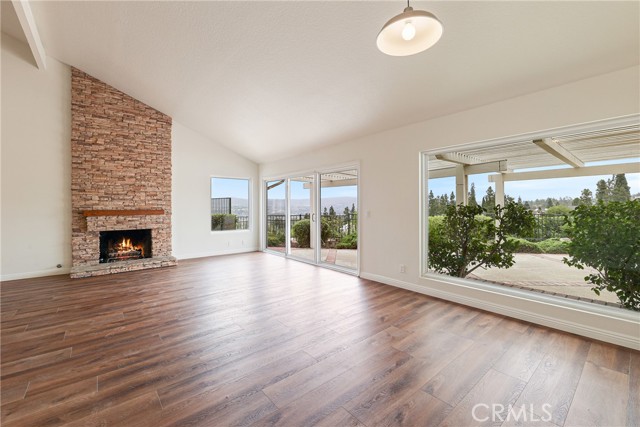 Detail Gallery Image 4 of 15 For 614 614 S Pathfinder, Anaheim Hills,  CA 92807 - 3 Beds | 2 Baths