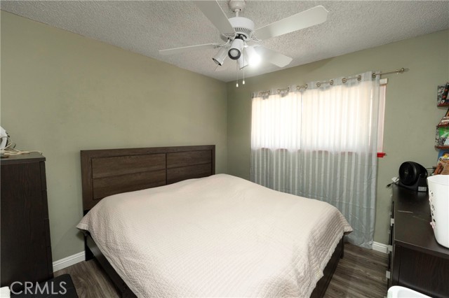 3886 New Haven Drive, Riverside CA: https://media.crmls.org/medias/058756d7-e8c6-4f8a-9d08-6107477b4ee0.jpg
