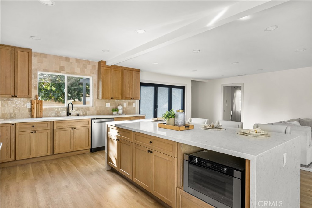 MLS #PW25230465 image #11