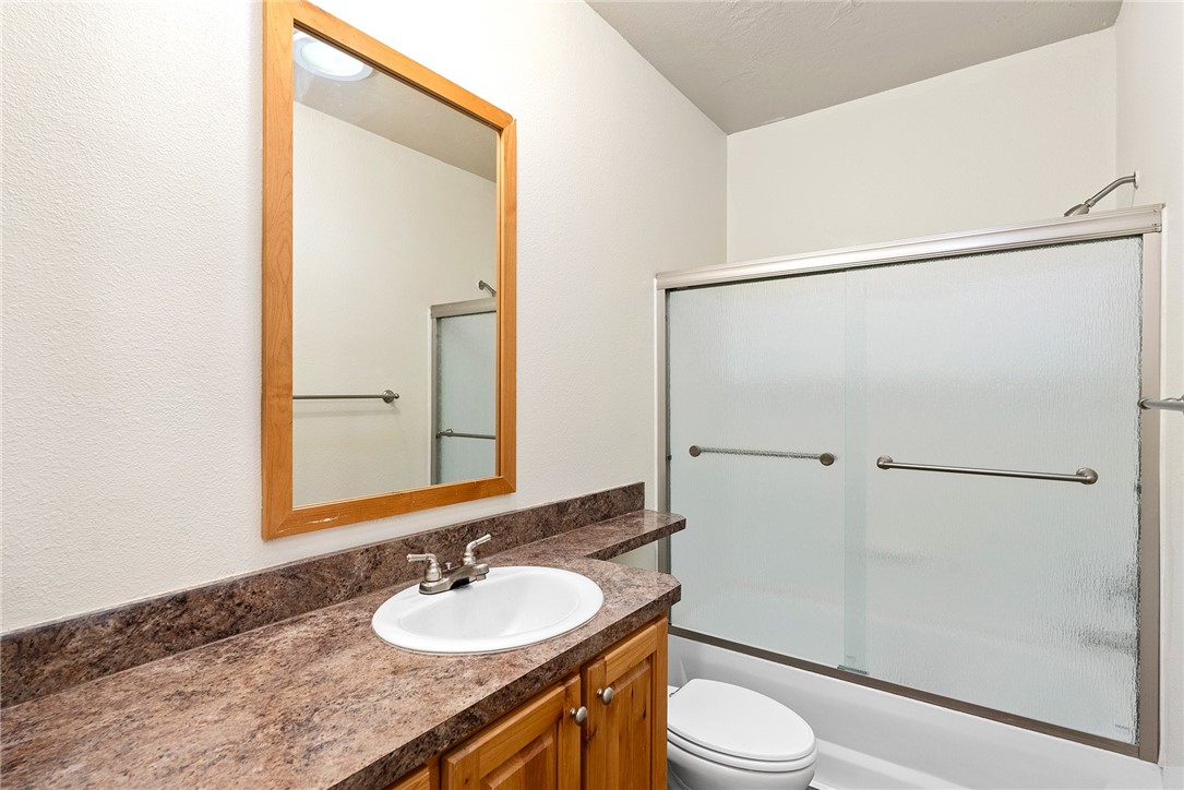 Detail Gallery Image 5 of 42 For 14863 Hickok Ct, Magalia,  CA 95954 - 2 Beds | 2 Baths
