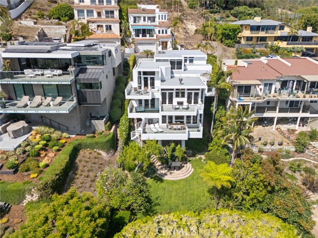 Detail Gallery Image 28 of 35 For 1061 Skyline Dr, Laguna Beach,  CA 92651 - 4 Beds | 2/2 Baths