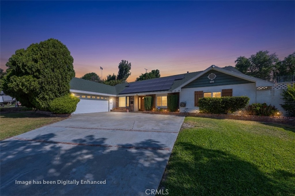 5553 Peacock Lane