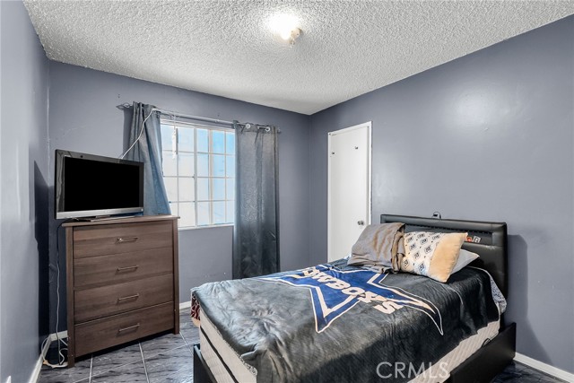 Detail Gallery Image 17 of 22 For 604 E Ash St, Brea,  CA 92821 - 4 Beds | 2 Baths