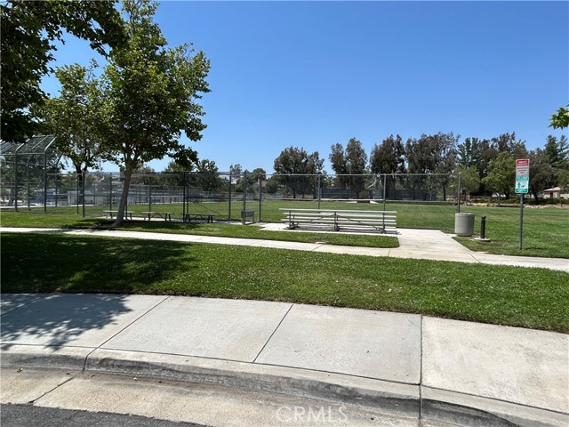 42401 Corte Villosa, Temecula CA: https://media.crmls.org/medias/058d131d-34e2-473e-902b-43a7a69a8ba3.jpg