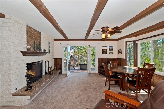 Detail Gallery Image 15 of 49 For 28065 Peninsula, Lake Arrowhead,  CA 92352 - 4 Beds | 3/1 Baths