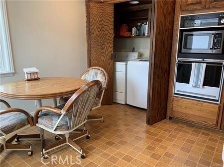 Detail Gallery Image 6 of 16 For 22815 Elm Ave, Torrance,  CA 90505 - 4 Beds | 2 Baths