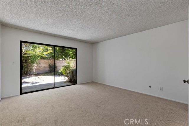 Detail Gallery Image 12 of 31 For 23943 via Rosa Linda, Valencia,  CA 91355 - 3 Beds | 2 Baths