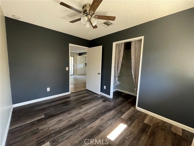 Detail Gallery Image 15 of 41 For 6836 Eucalyptus Ave, Twentynine Palms,  CA 92277 - 3 Beds | 2 Baths