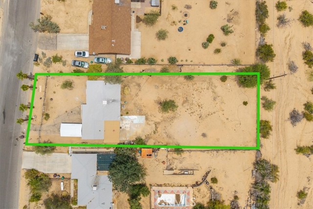 73355 Sun Valley Drive, 29 Palms CA: https://media.crmls.org/medias/058e8d17-e558-4e95-8882-1580a526e28c.jpg