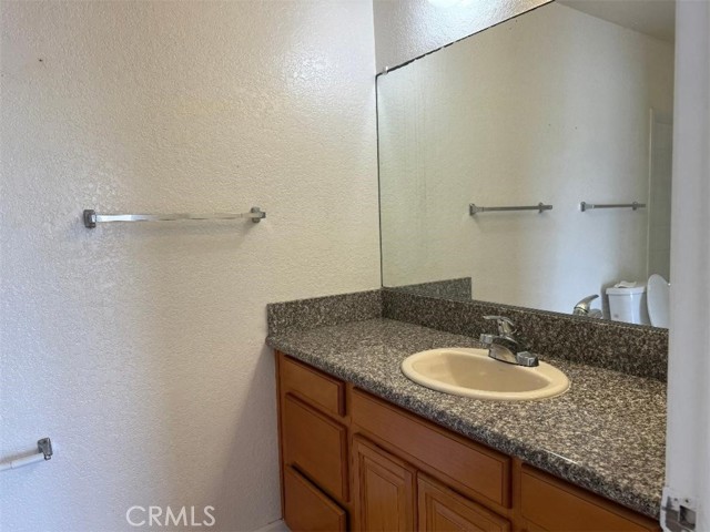 Detail Gallery Image 11 of 13 For 1560 Stillman Ave, Redlands,  CA 92374 - 4 Beds | 2/1 Baths