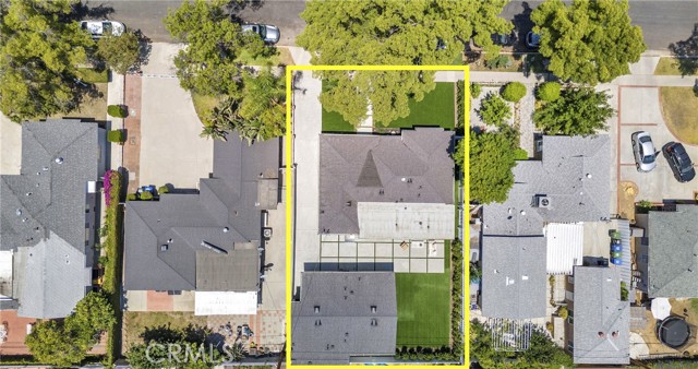 Detail Gallery Image 33 of 34 For 18406 Jovan St, Tarzana,  CA 91335 - 5 Beds | 4 Baths