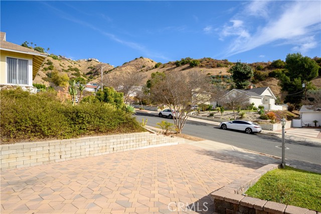 Detail Gallery Image 32 of 34 For 841 Irving, Burbank,  CA 91504 - 3 Beds | 2 Baths