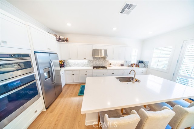 Detail Gallery Image 2 of 31 For 151 Sash, Irvine,  CA 92618 - 4 Beds | 3/1 Baths