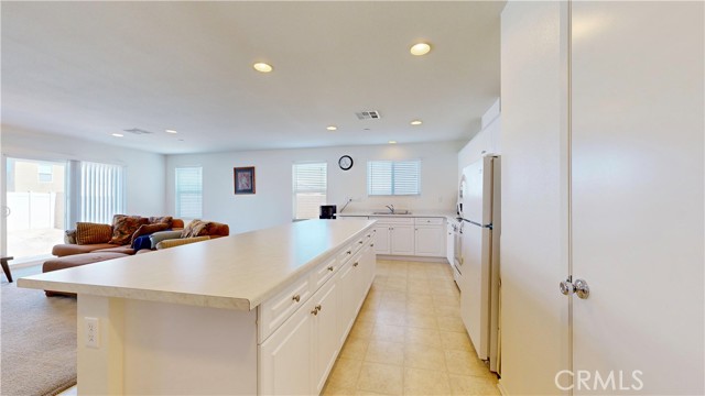 Detail Gallery Image 9 of 75 For 14458 Sweetgrass Pl, Victorville,  CA 92394 - 3 Beds | 2 Baths