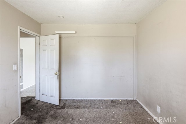 Detail Gallery Image 13 of 31 For 913 Goldenrod, Escondido,  CA 92027 - 3 Beds | 1 Baths