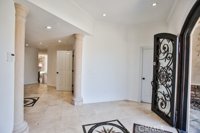 16802 Kamalii Drive, Huntington Beach CA: https://media.crmls.org/medias/05927199-d891-4ffc-84bd-c03f3b336960.jpg