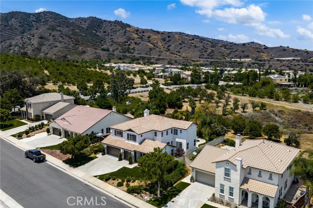 8800 Camino Limon Road, Corona CA: https://media.crmls.org/medias/059292fc-86c5-49ef-9c04-4e948f3e38a3.jpg