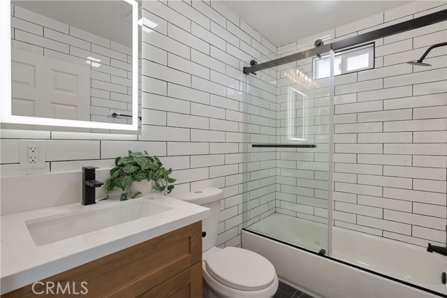 Detail Gallery Image 10 of 19 For 6622 5th Ave, Los Angeles,  CA 90043 - 3 Beds | 2 Baths