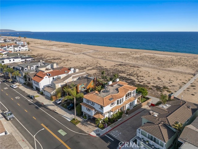 1201 E Balboa Boulevard, Newport Beach CA: https://media.crmls.org/medias/059301ed-3351-4764-aa77-d0ee9245c689.jpg