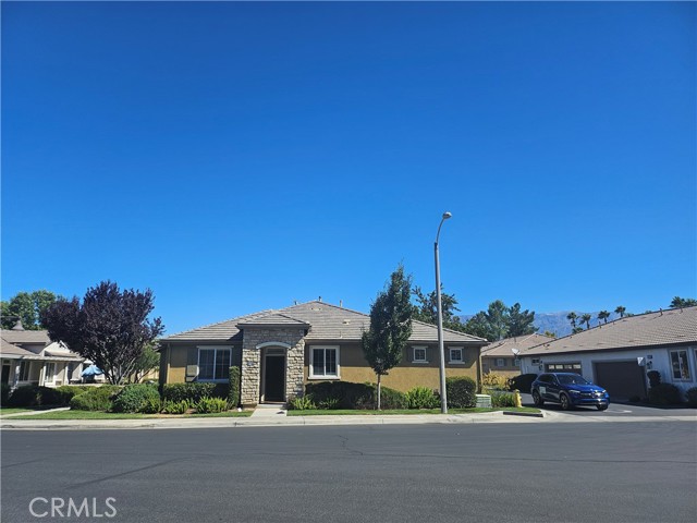 Detail Gallery Image 5 of 33 For 1660 Beaver a,  Beaumont,  CA 92223 - 2 Beds | 2 Baths