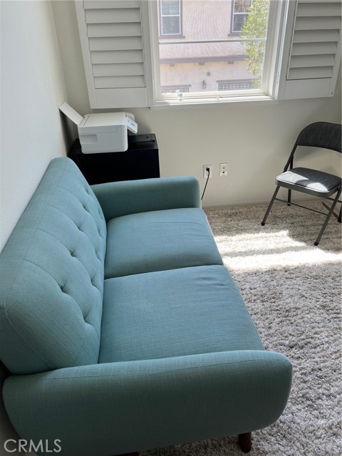 Detail Gallery Image 9 of 20 For 900 N Primrose Ln a,  Azusa,  CA 91702 - 4 Beds | 3/1 Baths
