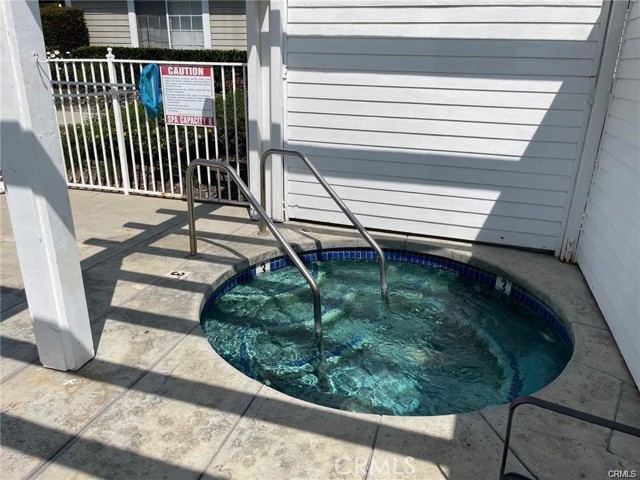 13750 Hubbard Street, Sylmar CA: https://media.crmls.org/medias/0594146b-9bee-4bad-92da-a169427f0f9d.jpg