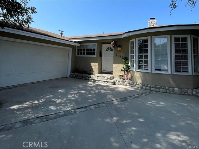Detail Gallery Image 3 of 35 For 20329 Haynes St, Winnetka,  CA 91306 - 4 Beds | 2 Baths