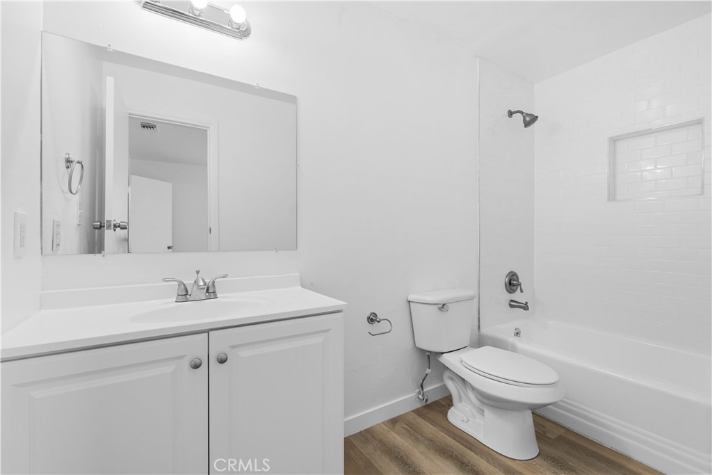 MLS #IG25177933 image #23