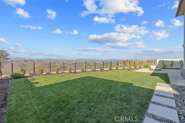 27751 Reel Lane, Stevenson Ranch CA: https://media.crmls.org/medias/059637d8-ffbc-4bf2-8bb6-fe1baba0ab13.jpg