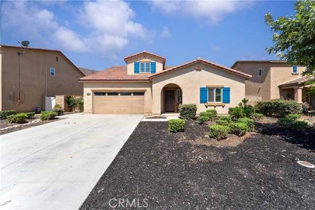 26833 Calico Court, Winchester CA: https://media.crmls.org/medias/059734cc-f4e0-416e-9907-63100d959f67.jpg