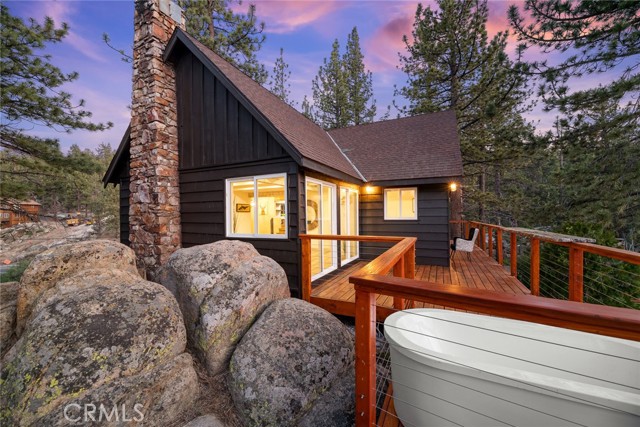 Detail Gallery Image 16 of 71 For 827 Penninsula, Big Bear Lake,  CA 92315 - 3 Beds | 2 Baths