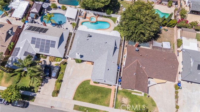 20357 Fairweather Street, Canyon Country CA: https://media.crmls.org/medias/0598056c-ee0b-4319-8048-e2fa170d5136.jpg