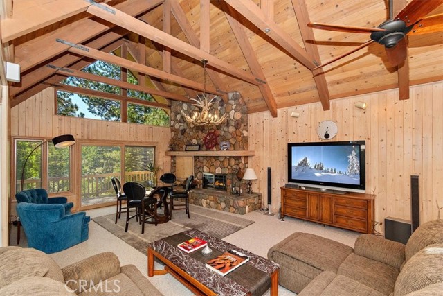 Detail Gallery Image 5 of 5 For 641 Golf Course Rd, Lake Arrowhead,  CA 92352 - 4 Beds | 3 Baths