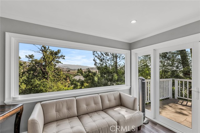 8404 Joan Lane, West Hills CA: https://media.crmls.org/medias/0598774f-1716-409b-b37a-83fe72eceff4.jpg