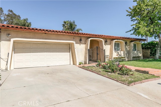 12410 Mclennan Avenue, Granada Hills CA: https://media.crmls.org/medias/0598878e-2ae6-4888-b771-205338c90b37.jpg